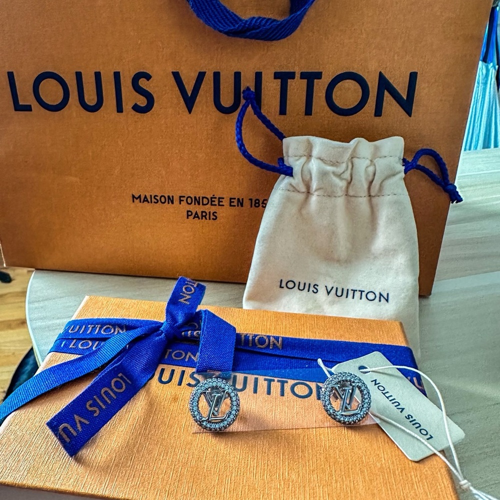 Louise By Night earrings Louis Vuitton